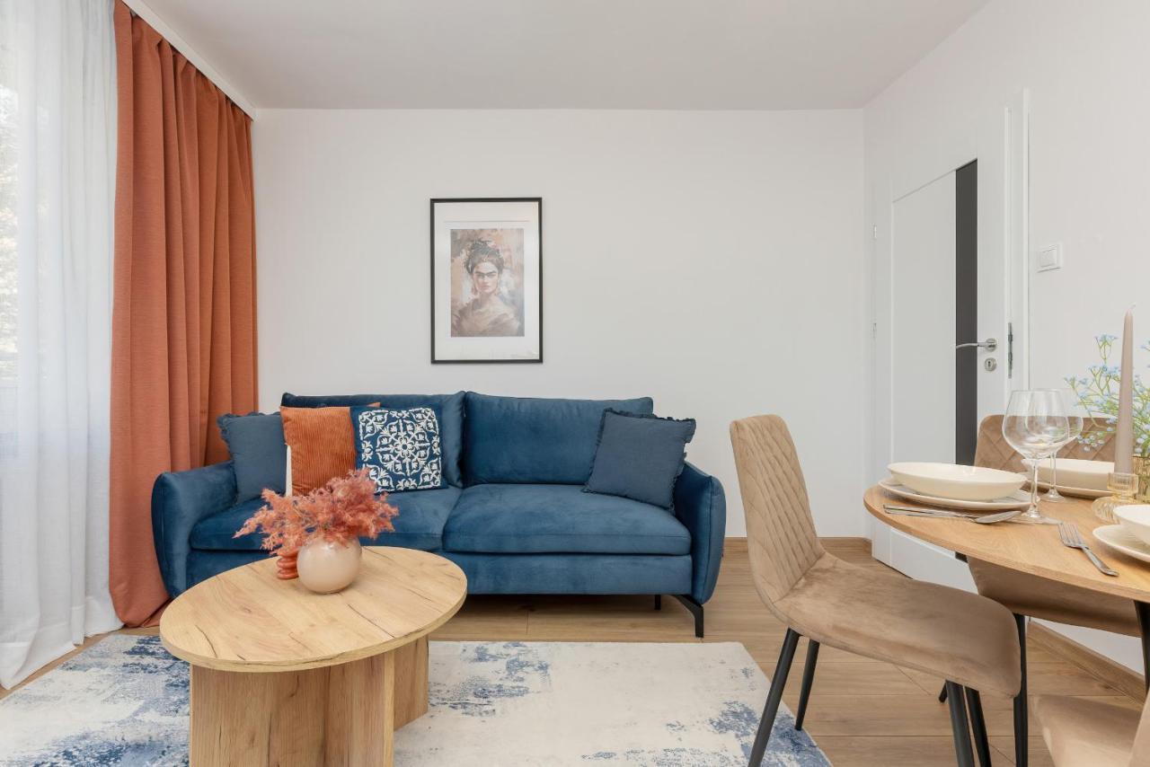 Zurawia By Renters Varšava